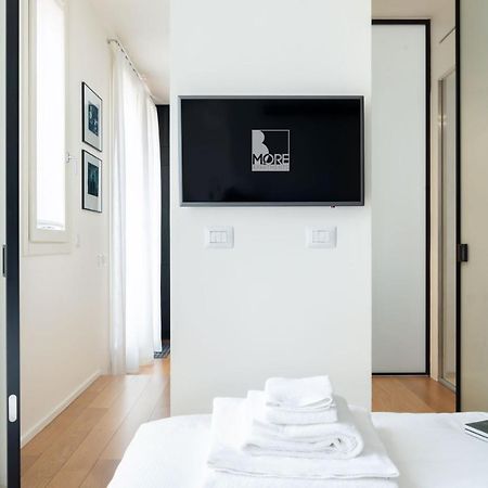 Bmore Duomo - Luxury Apartments Near Duomo Милан Экстерьер фото